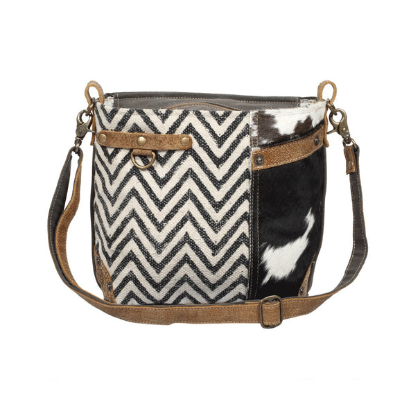 Galeecha Shoulder Bag
