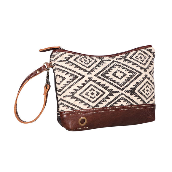 Pouch Bliss